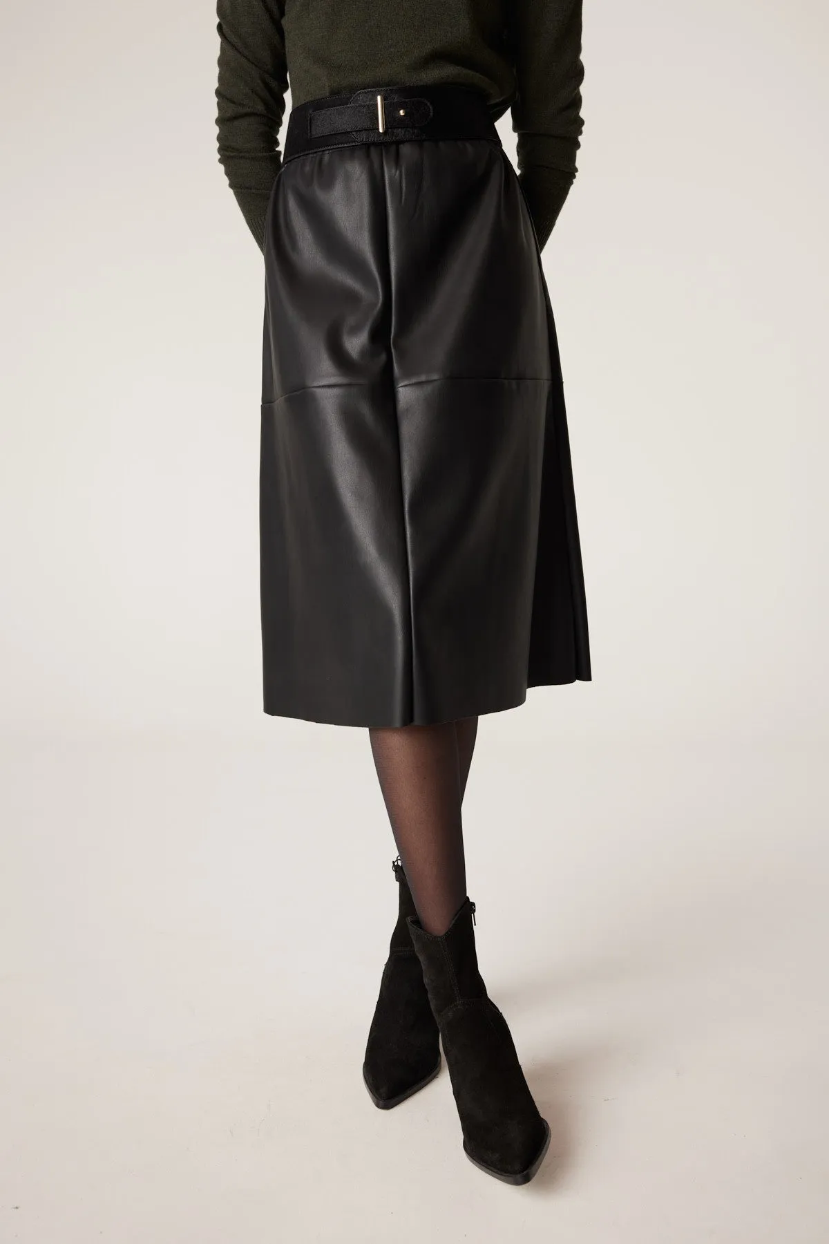 Arlo Vegan Skirt - Black