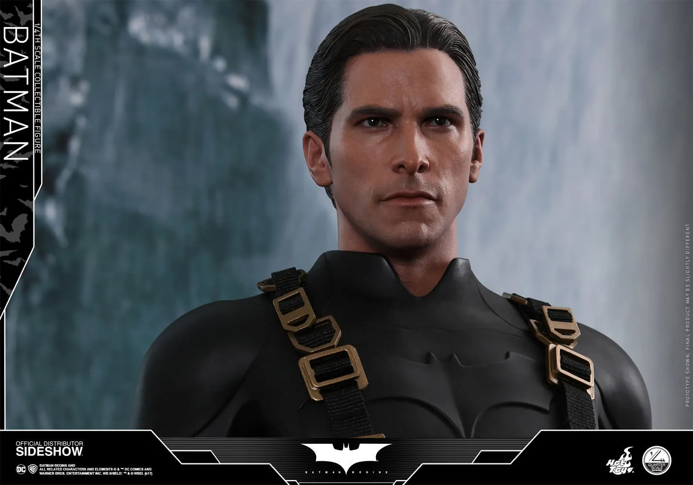 HOT TOYS - Dc Comics - Batman Begins - Batman - 1:4 Action Doll - Movie Masterpiece