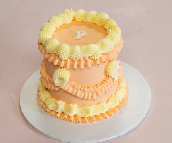 Mini Vintage Retro Cake