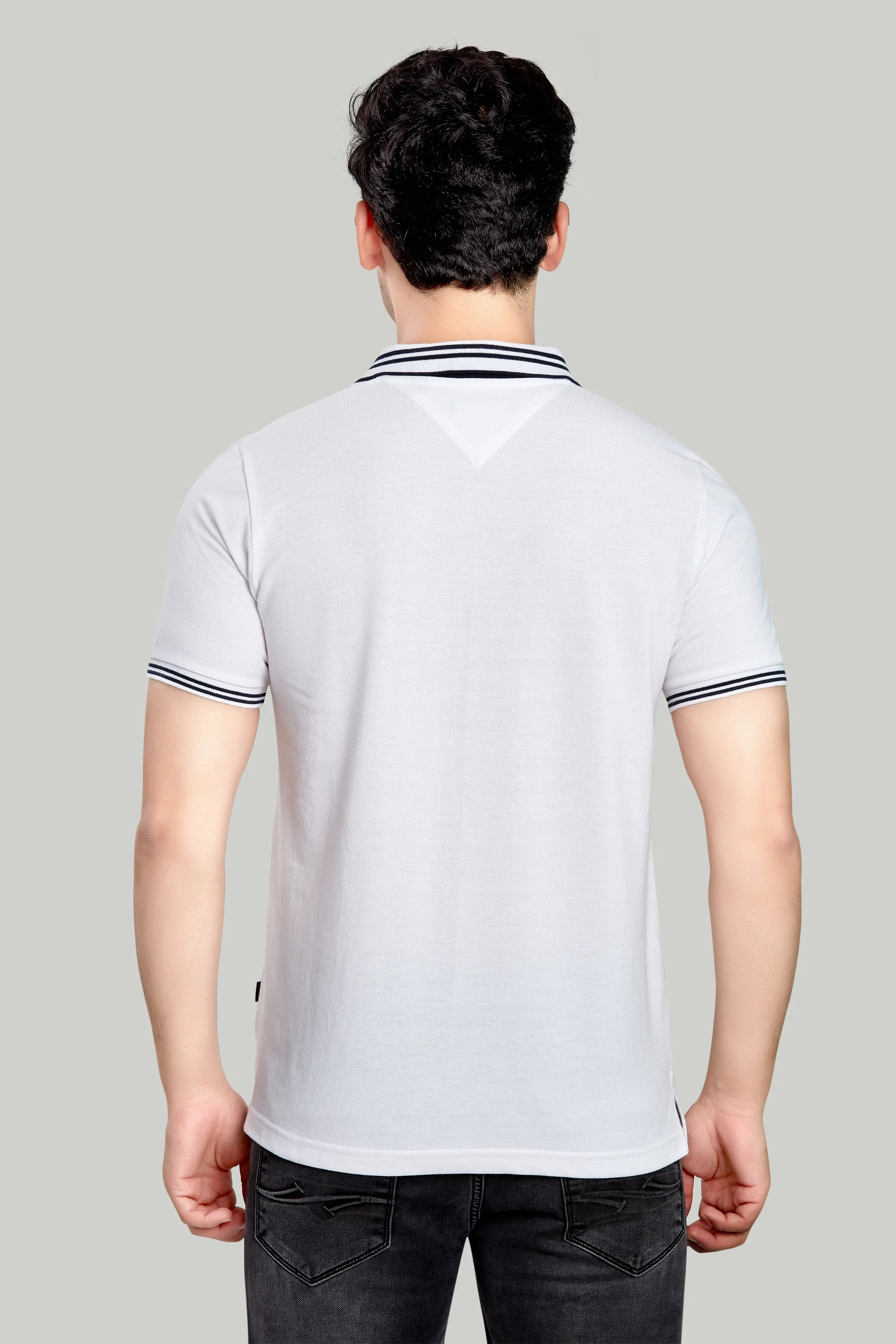 Tipped Collar Solid Polo